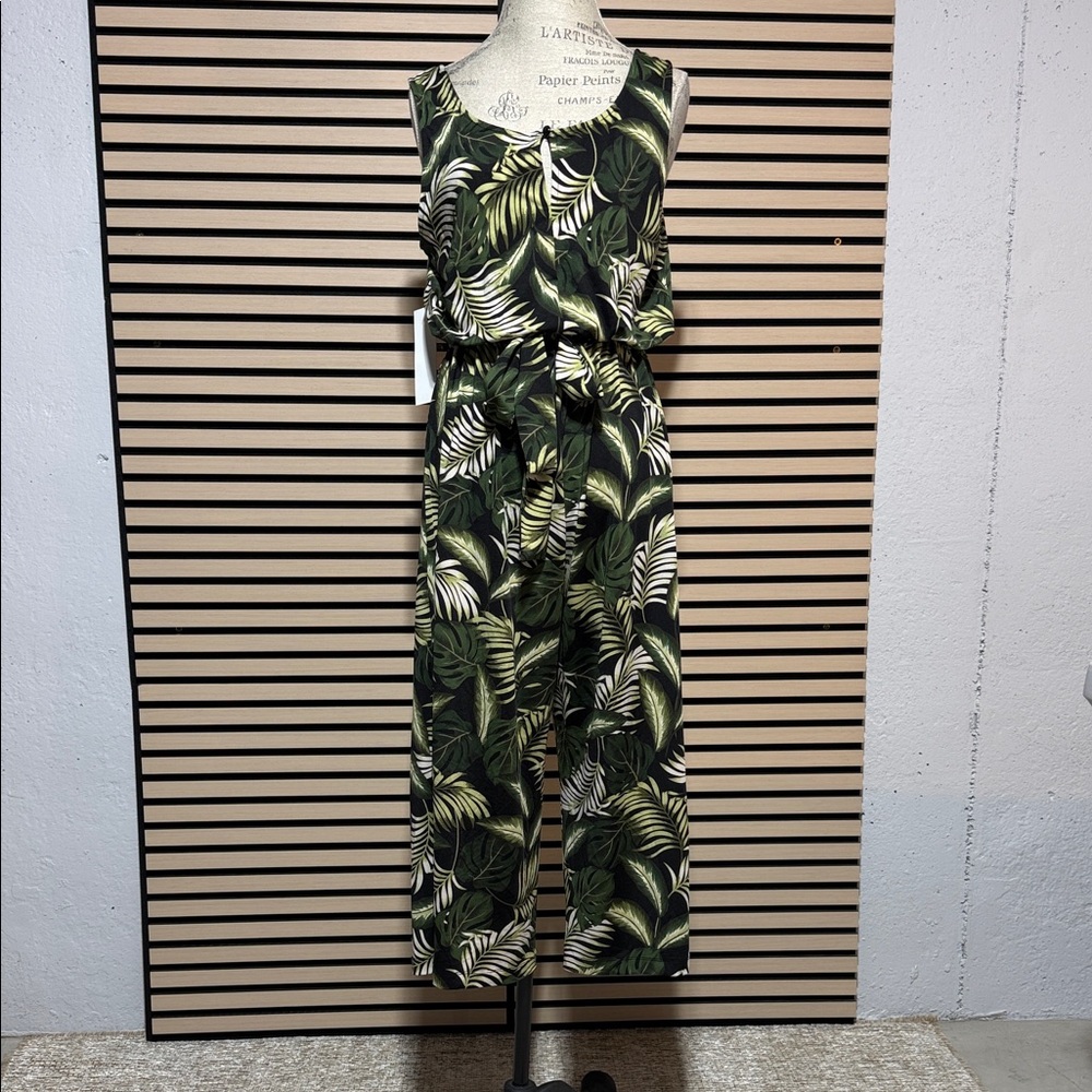 📌 Tropical Print Jumpsuit – EMALINE Petite. - Picture 4 of 16